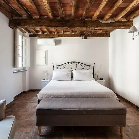 Residenza I Pini * Lucca